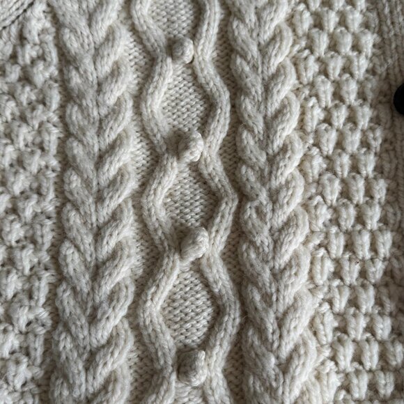 NILI LOTAN 100% PERUVIAN WOOL CHUNKY CABLE KNIT CARDIGAN HAND KNIT VINTAGE STYLE - Picture 9 of 10